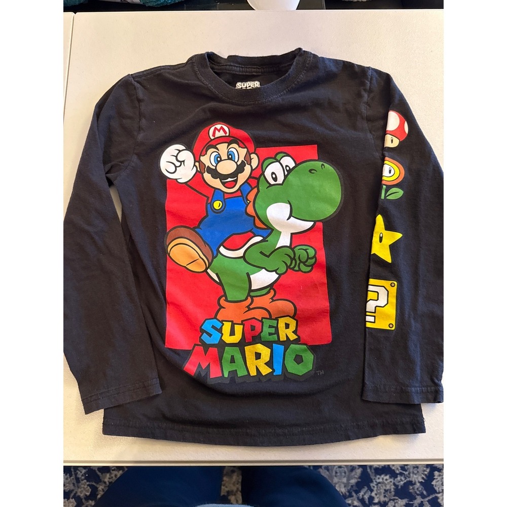 Boys Official Nintendo Super Mario & Yoshi Long Sleeve T Shirt Size‎ 8 Blank